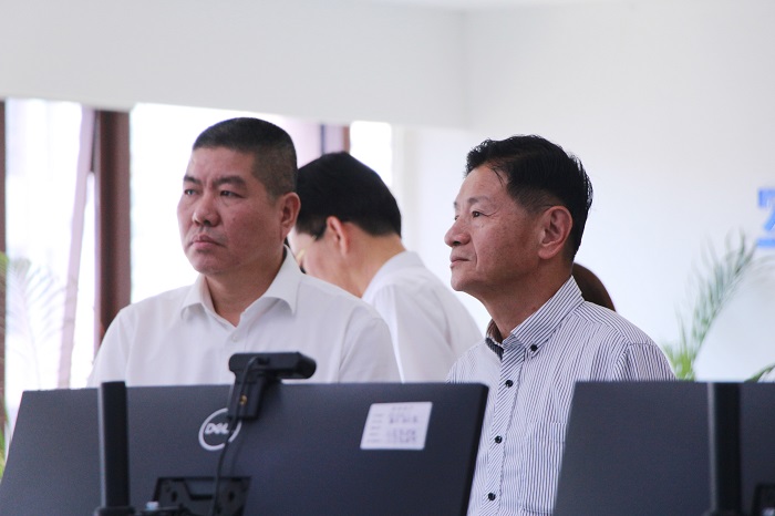 F:\yf\曠遠人.官網(wǎng)oa推文及圖片‚4\2405\福建財政廳副廳長\選.jpg